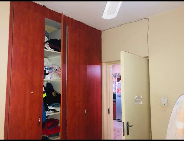 2 BEDROOM APARTMENT FOR SALE IN RUSTENBURG CENTRAL